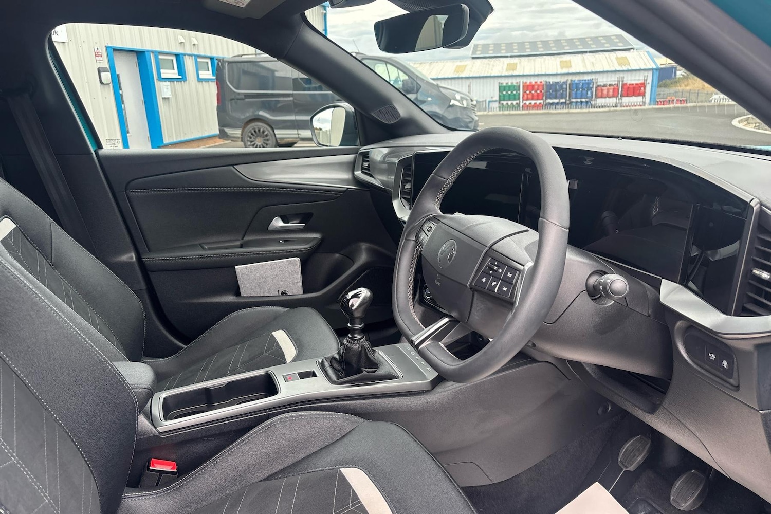 Used Vauxhall Mokka 2025 for sale - 76262609: Photo 2