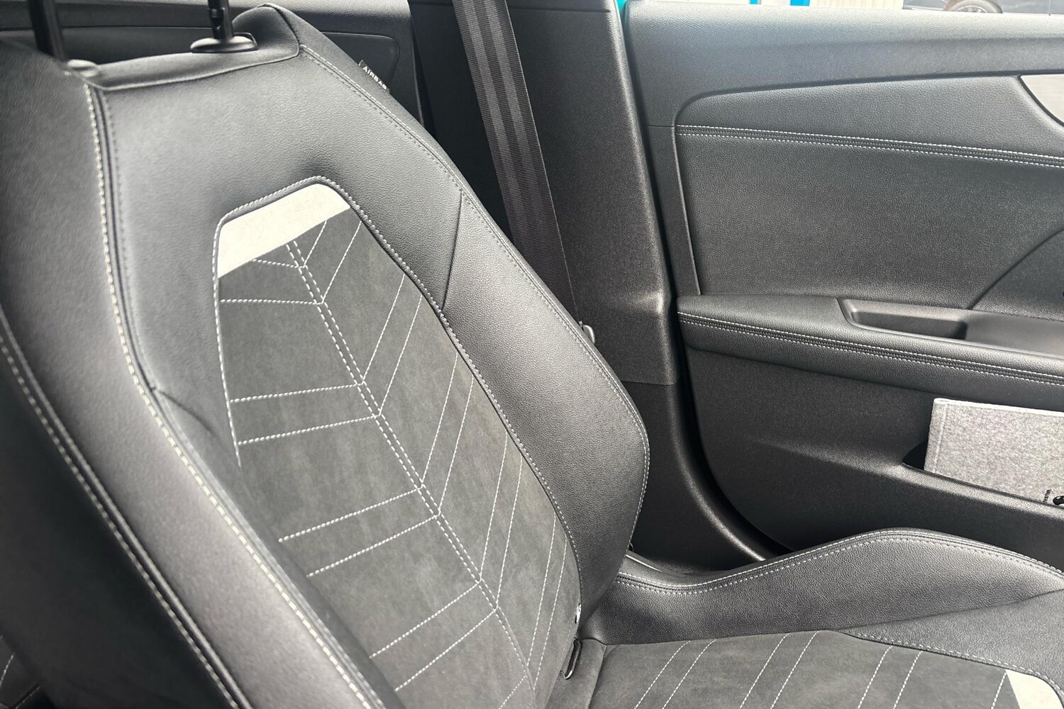 Used Vauxhall Mokka 2025 for sale - 76262609: Photo 24