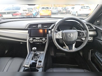 Used Honda Civic 2017 for sale - 78789089: Photo