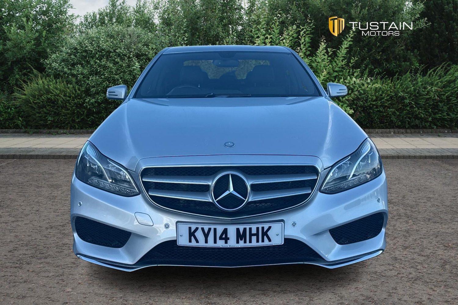 Used Mercedes-Benz E Class 2014 for sale - 77270551: Photo 10