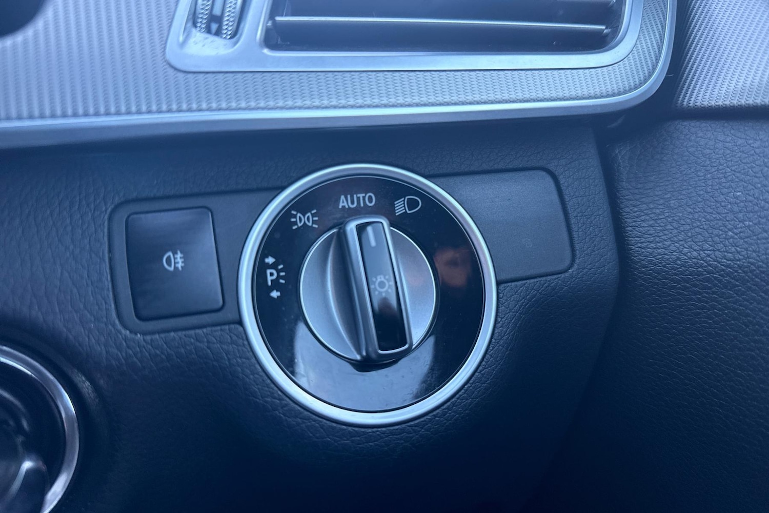 Used Mercedes-Benz E Class 2014 for sale - 77270551: Photo 19