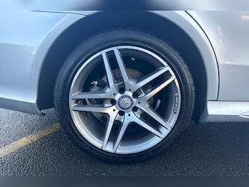 Used Mercedes-Benz E Class 2014 for sale - 77270551: Photo