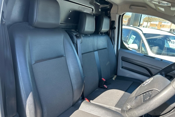 Used Vauxhall Vivaro 2019 for sale - 76298204: Photo 15