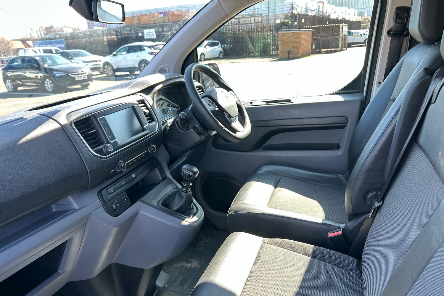 Used Vauxhall Vivaro 2019 for sale - 76298204: Photo 5