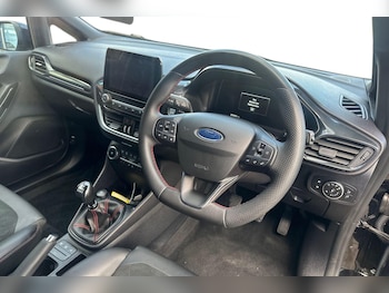Used Ford Fiesta 2023 for sale - 76205046: Photo 2
