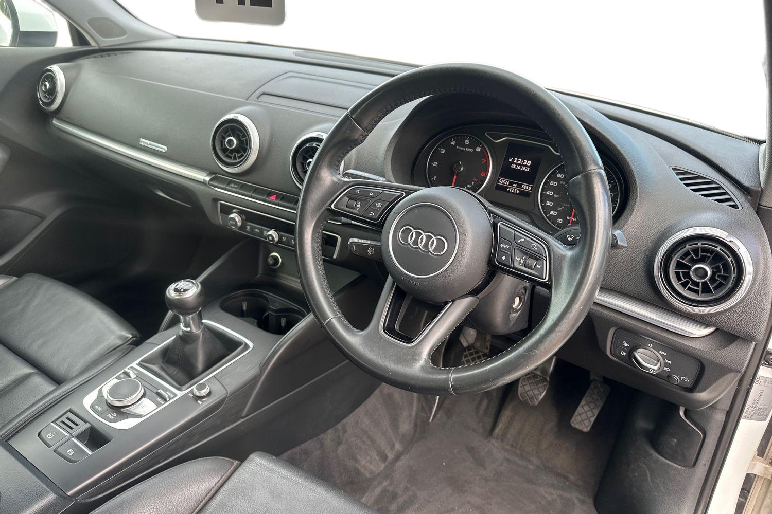 Used Audi A3 2018 for sale - 76205042: Photo 2