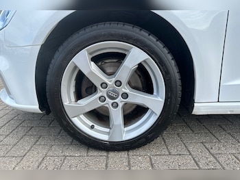 Used Audi A3 2018 for sale - 76205042: Photo