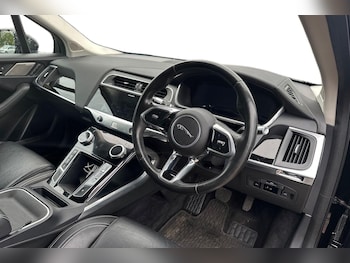 Used Jaguar I-Pace 2019 for sale - 76262576: Photo 2