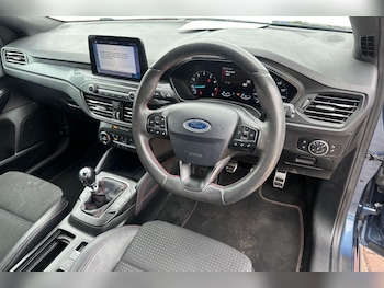 Used Ford Focus 2019 for sale - 75341786: Photo