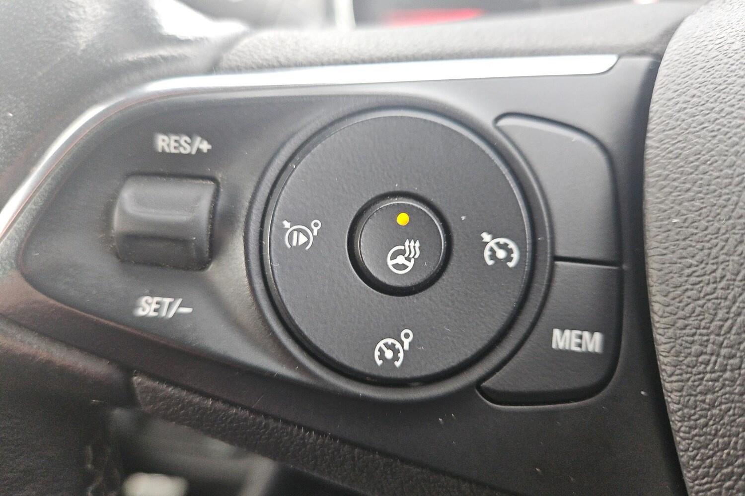 Used Vauxhall Crossland 2022 for sale - 77500715: Photo 24