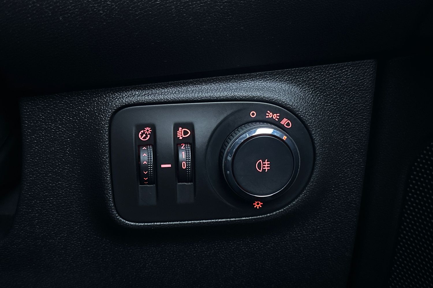 Used Vauxhall ADAM 2018 for sale - 76805108: Photo 23