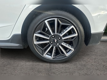 Used Hyundai i20 2023 for sale - 76611031: Photo