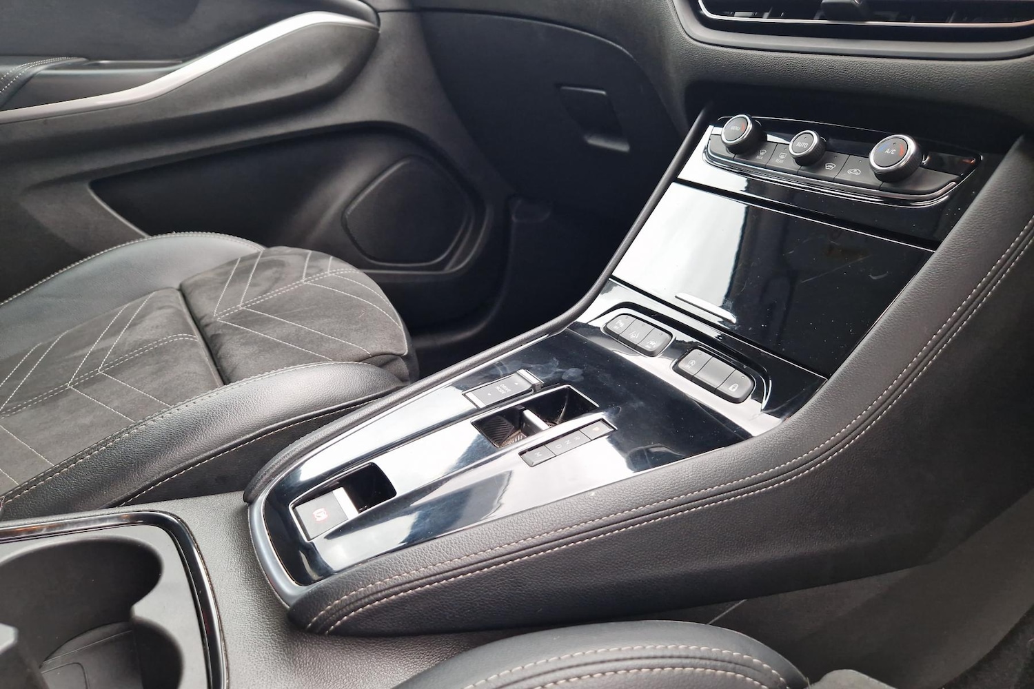 Used Vauxhall Grandland 2023 for sale - 76436054: Photo 14