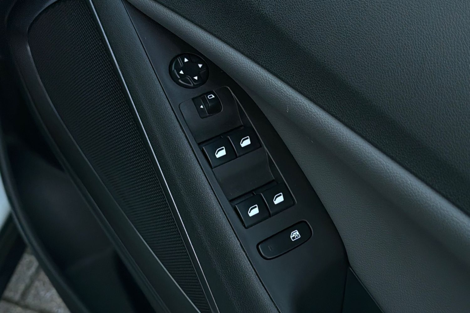 Used Vauxhall Crossland X 2018 for sale - 77787324: Photo 19