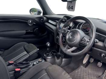 Used MINI Hatch 2019 for sale - 75143457: Photo
