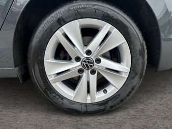 Used Volkswagen Golf 2022 for sale - 75202062: Photo