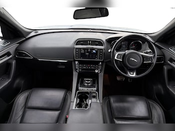 Used Jaguar F-Pace 2018 for sale - 78554281: Photo