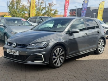 Used Volkswagen Golf 2018 for sale - 79592658: Photo
