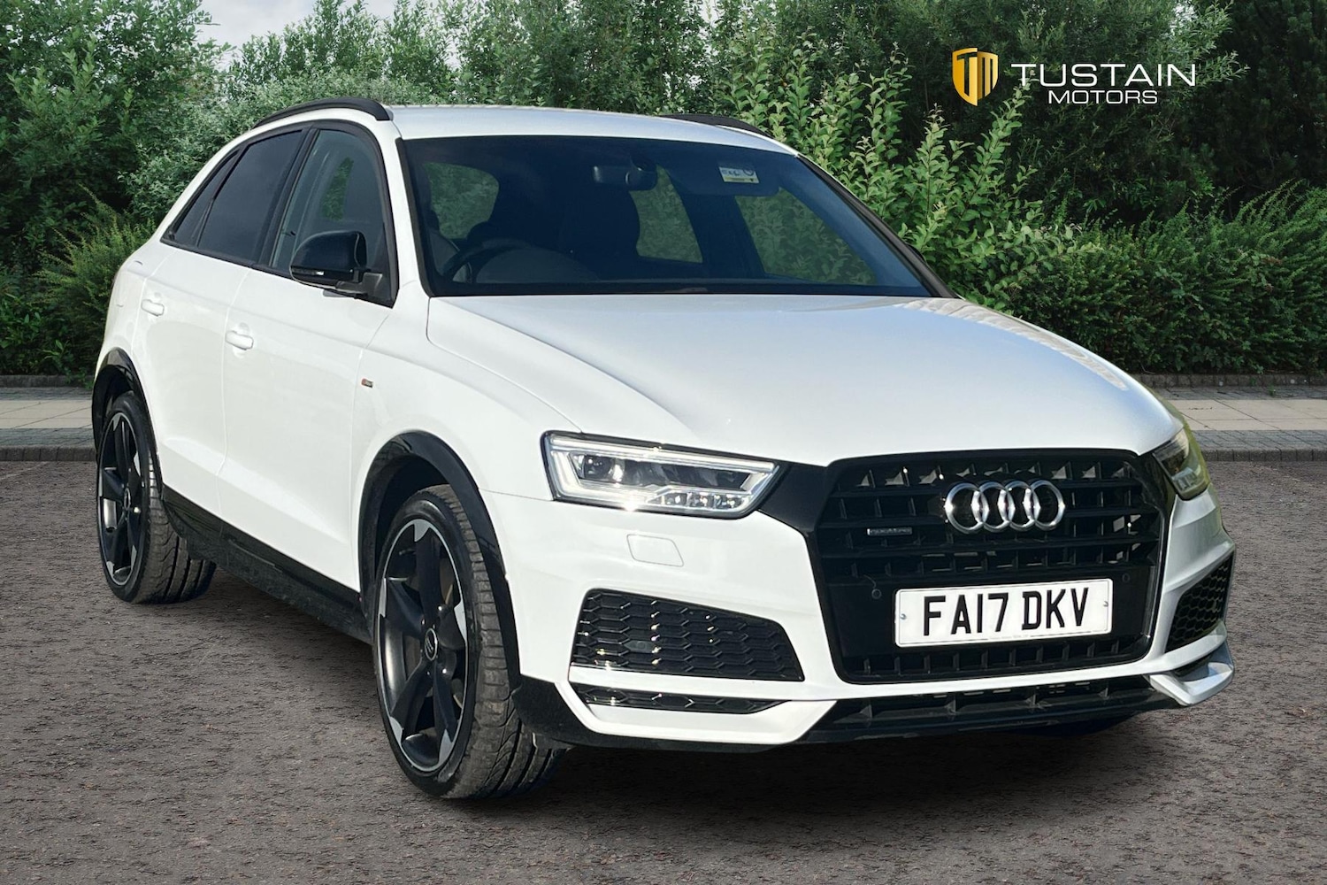 Used Audi Q3 2017 for sale - 76892933: Photo 1