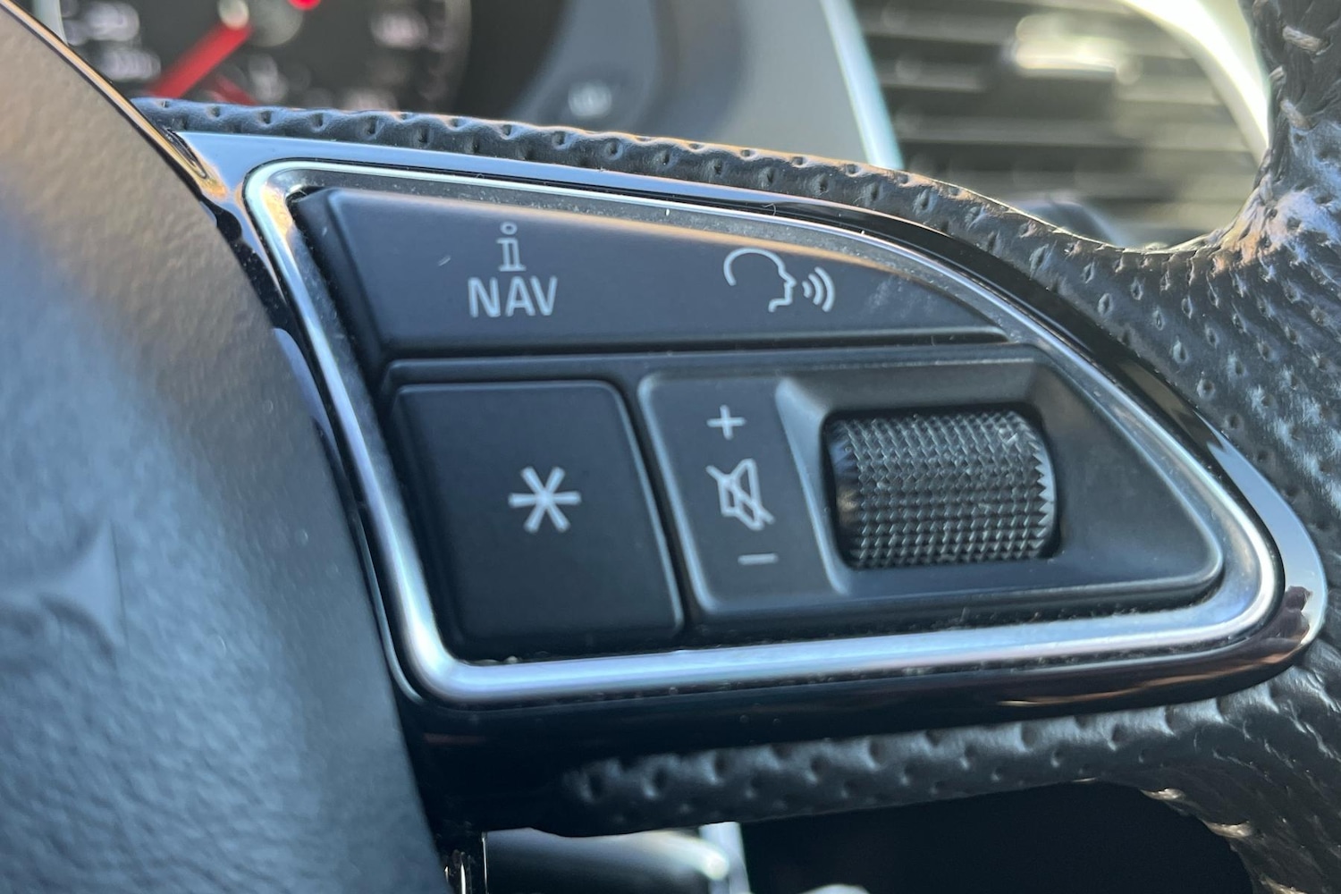 Used Audi Q3 2017 for sale - 76892933: Photo 19