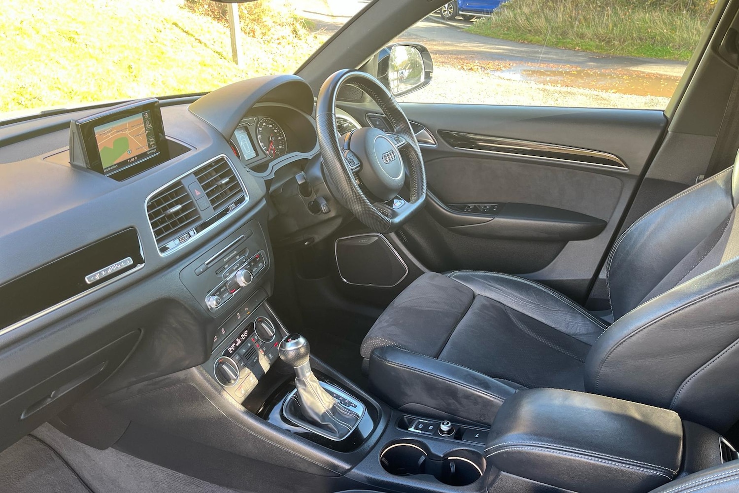 Used Audi Q3 2017 for sale - 76892933: Photo 5