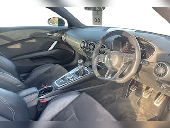 Used Audi TT 2017 for sale - 76411525: Photo