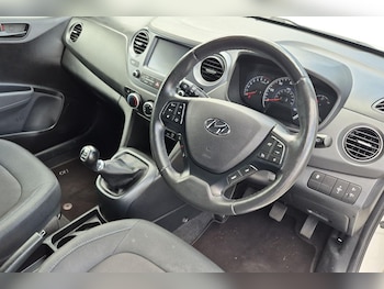 Used Hyundai i10 2019 for sale - 78894790: Photo