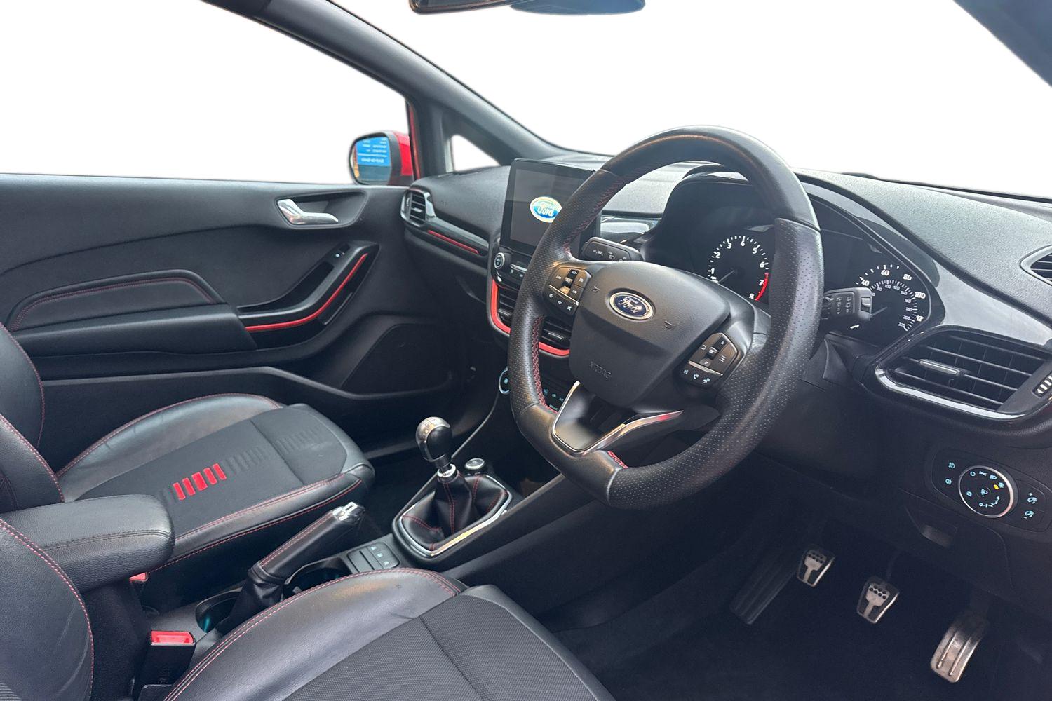 Used Ford Fiesta 2018 for sale - 76588172: Photo 2