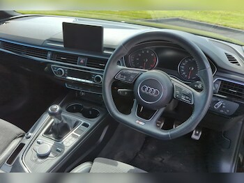 Used Audi A4 2019 for sale - 75637597: Photo