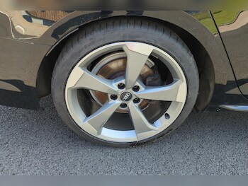 Used Audi A4 2019 for sale - 75637597: Photo