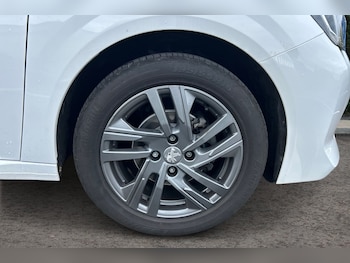 Used Peugeot 208 2022 for sale - 79214852: Photo