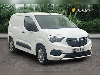 Vauxhall Combo feature image