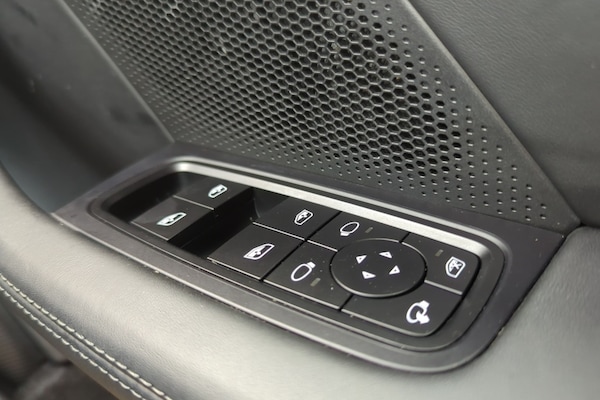 Used Porsche Taycan 2022 for sale - 74340258: Photo 23
