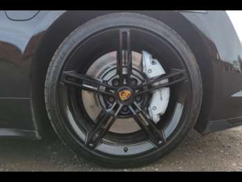 Used Porsche Taycan 2022 for sale - 74340258: Photo