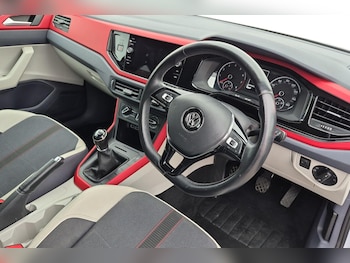 Used Volkswagen Polo 2019 for sale - 79535295: Photo