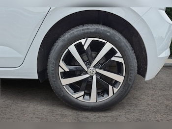 Used Volkswagen Polo 2019 for sale - 79535295: Photo