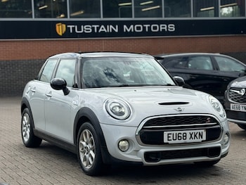 Used MINI Hatch 2018 for sale - 78937105: Photo