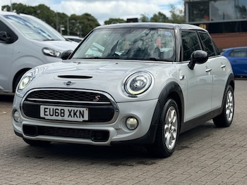 Used MINI Hatch 2018 for sale - 78937105: Photo