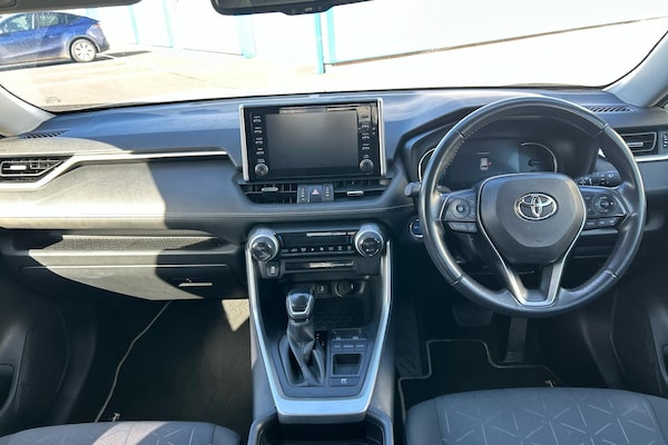Used Toyota RAV4 2021 for sale - 76274343: Photo 4