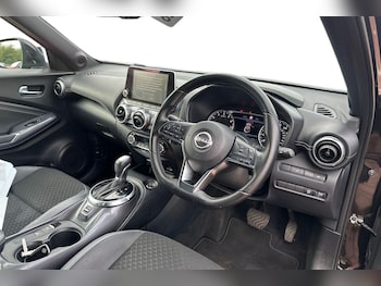 Used Nissan Juke 2023 for sale - 76205069: Photo 2
