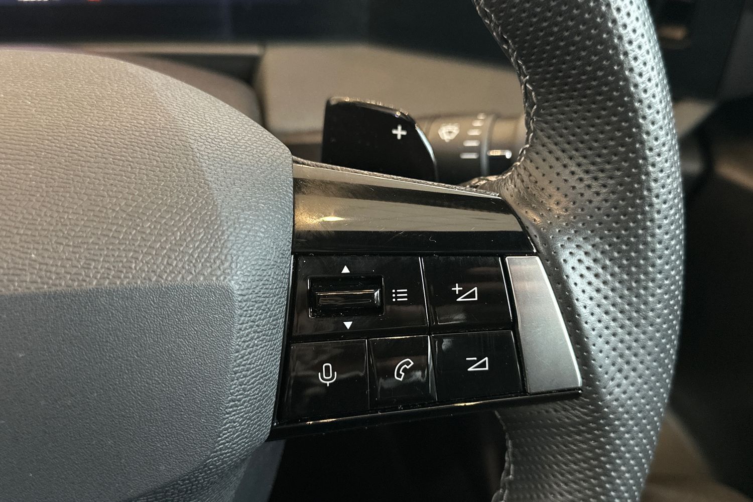 Used Vauxhall Astra 2023 for sale - 76411490: Photo 25