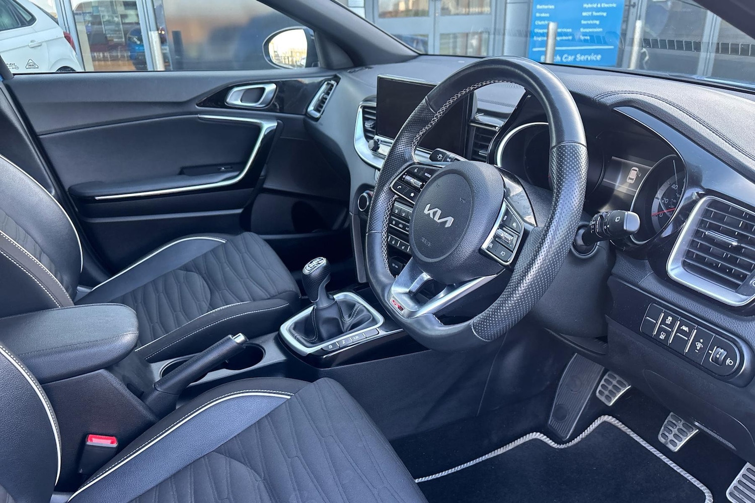 Used Kia Ceed 2023 for sale - 77459113: Photo 2