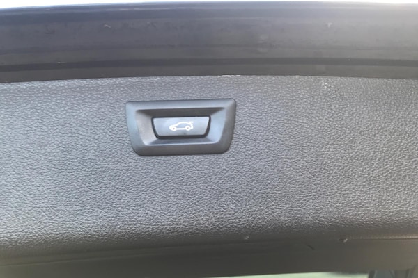 Used BMW 3 Series 2019 for sale - 76316087: Photo 17