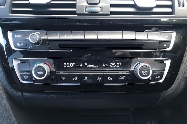 Used BMW 3 Series 2019 for sale - 76316087: Photo 22