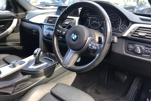 Used BMW 3 Series 2019 for sale - 76316087: Photo 2