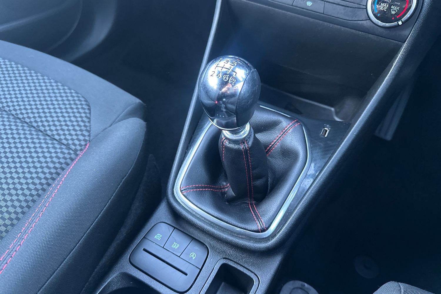 Used Ford Fiesta 2019 for sale - 76362376: Photo 14