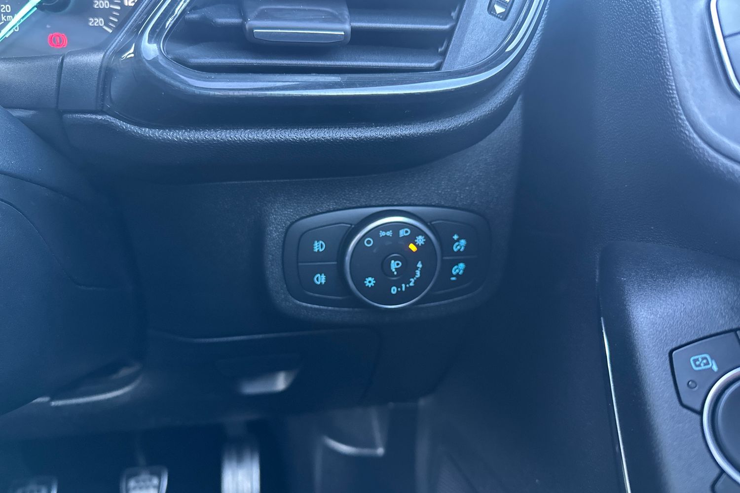 Used Ford Fiesta 2019 for sale - 76362376: Photo 16