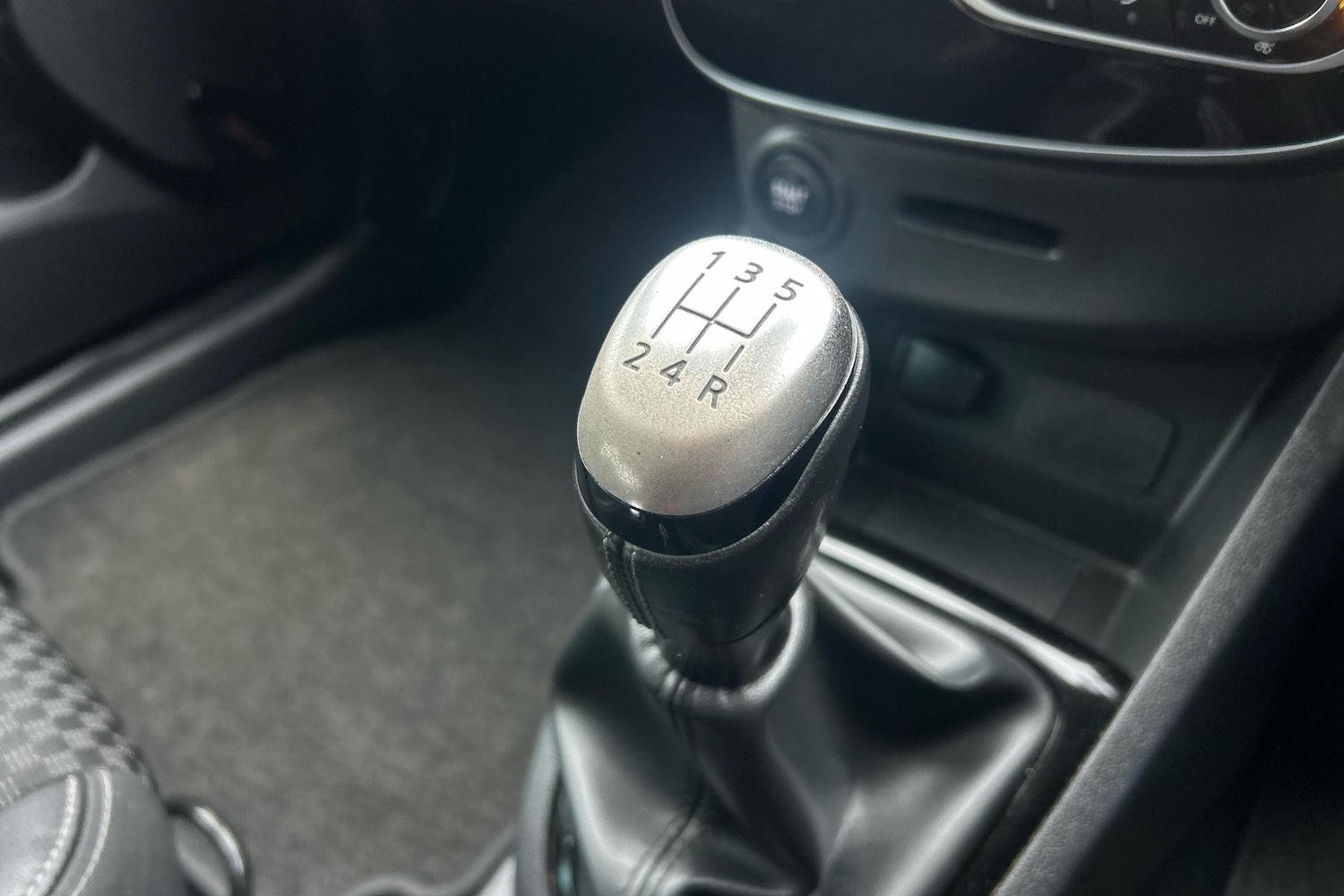 Used Renault Clio 2019 for sale - 77123836: Photo 14