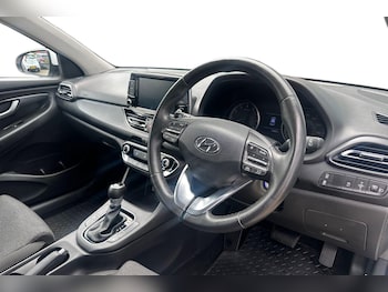 Used Hyundai i30 2023 for sale - 78894773: Photo