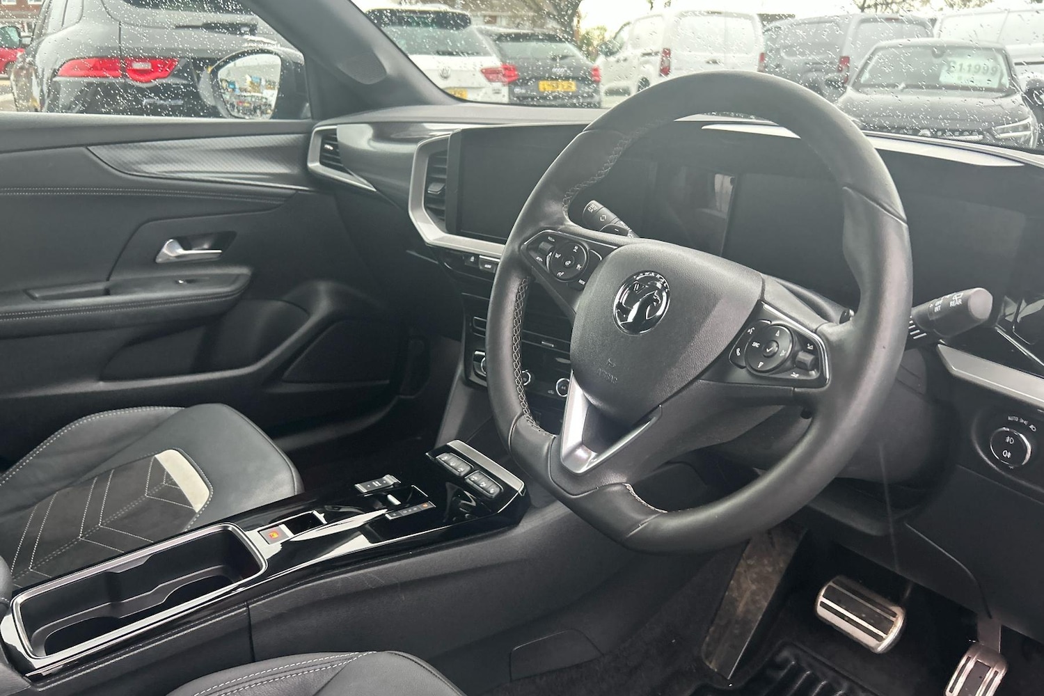 Used Vauxhall Mokka 2023 for sale - 76905856: Photo 2